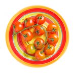 Pomidory na talerzu - fotografia produktowa Orbin.pl