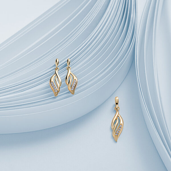 zestaw kolczyki i wisiorek aranżacja 1