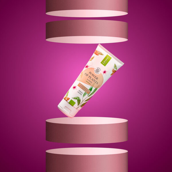 Kosmetyki - kosmetyk w tubce aranżacja reklamowa