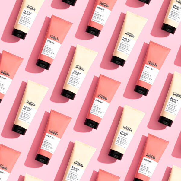 Kosmetyki - tubki na różowym styl insta