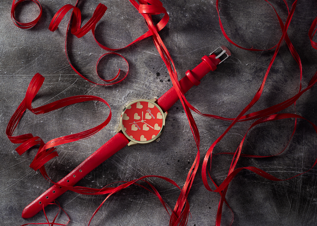 Zegarki - Zegarek na rękę zdjęcie Aranzacja